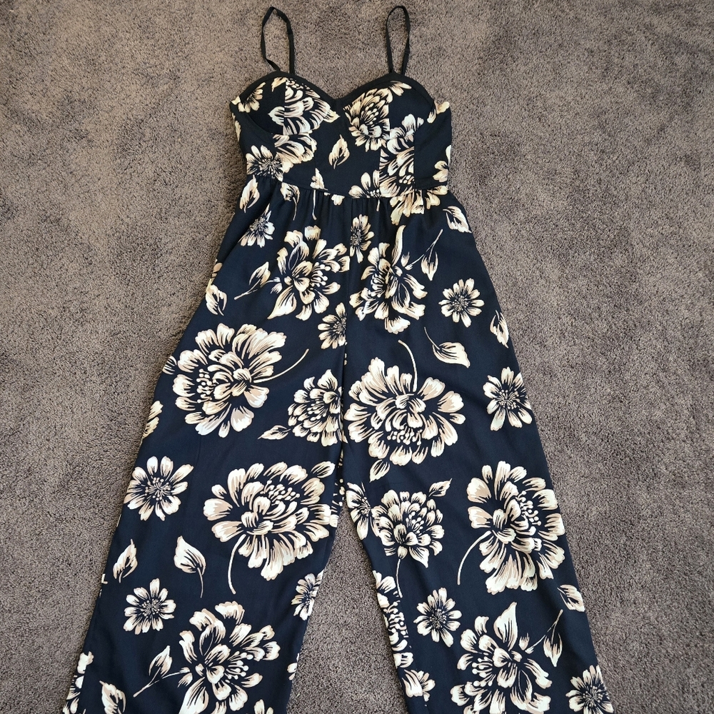 Floral jumper pants